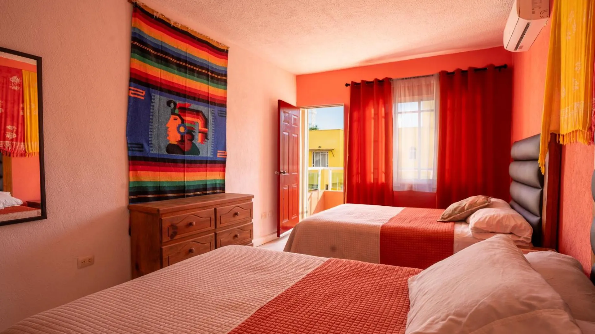 Tranquility House Cancún 0*,